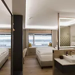 Hotel Schwarzer Baer Linz