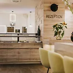 Schwarzer Baer Hotel
