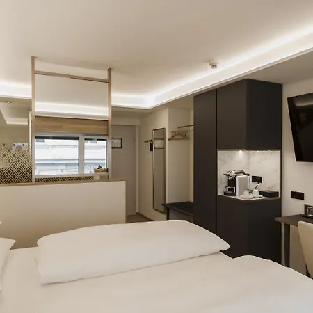 Hotel Schwarzer Baer
