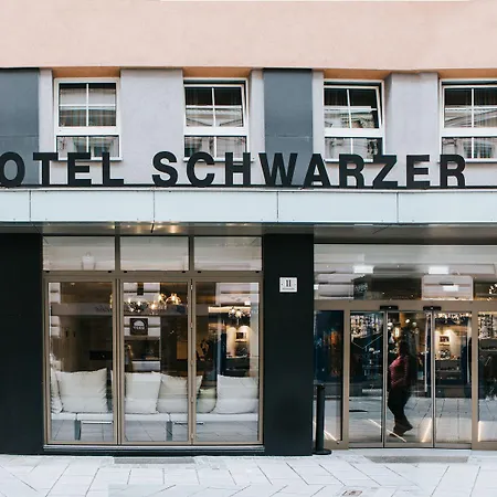 Hotel Schwarzer Baer