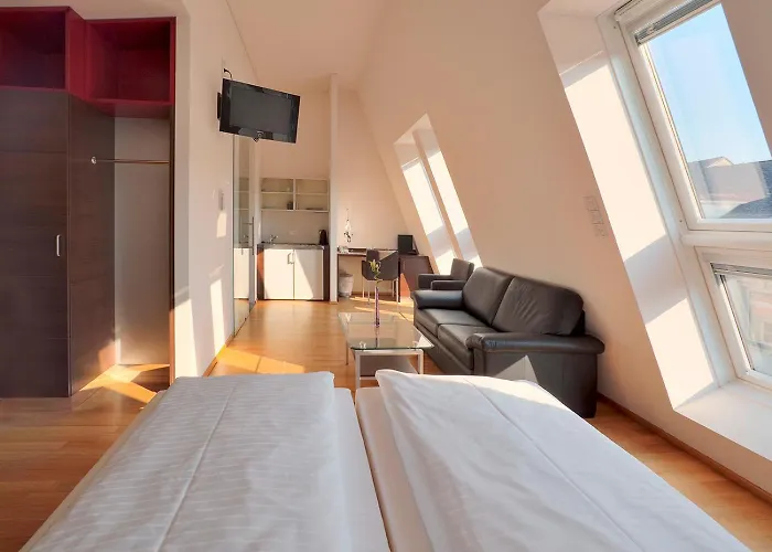 호텔 Schwarzer Baer 4*