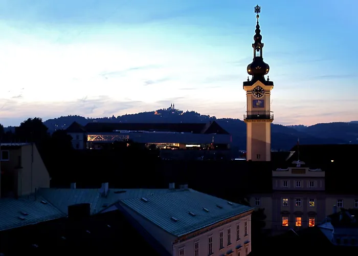 Hotel Schwarzer Baer 4*