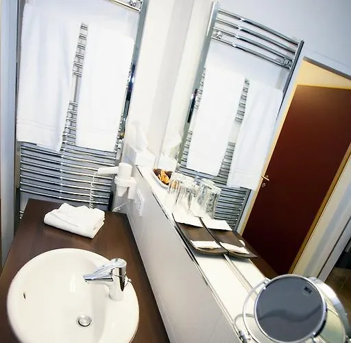 Schwarzer Baer 4* Linz